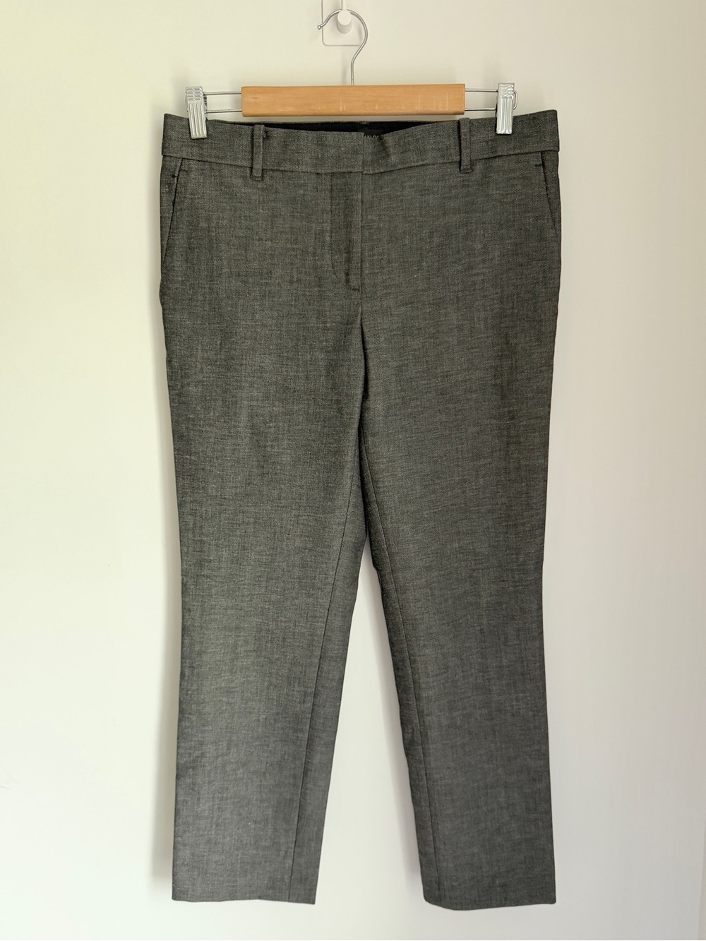 Womens Dress Pants - Classic Straight Fit Charcoal Grey size 4 Ann Taylor